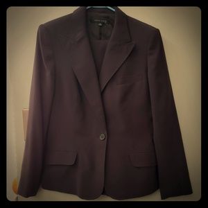 Anne Klein pant suit⁹